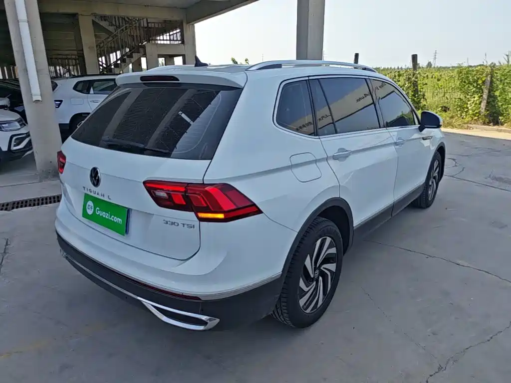 Volkswagen Tiguan L — миниатюра 7