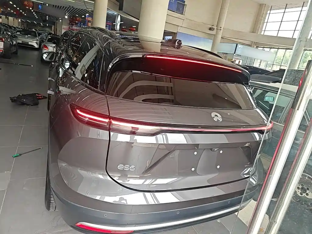 NIO ES6 — миниатюра 6