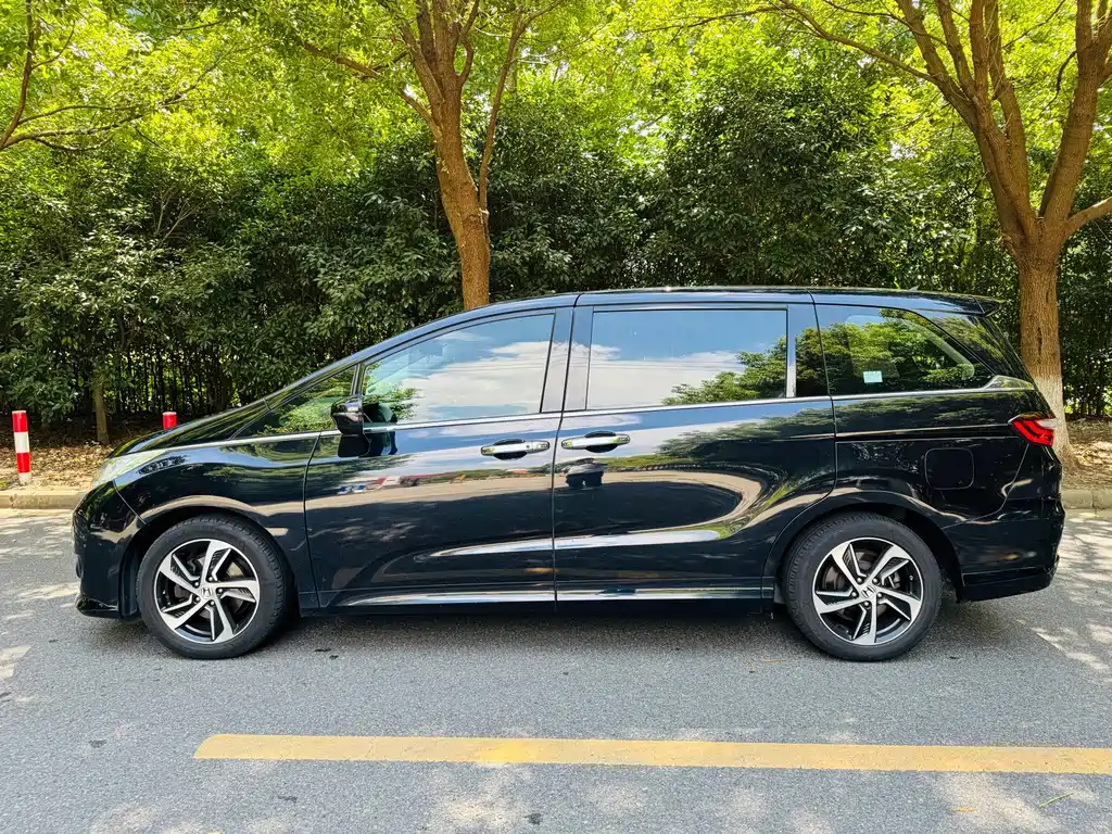 Honda Odyssey — миниатюра 4
