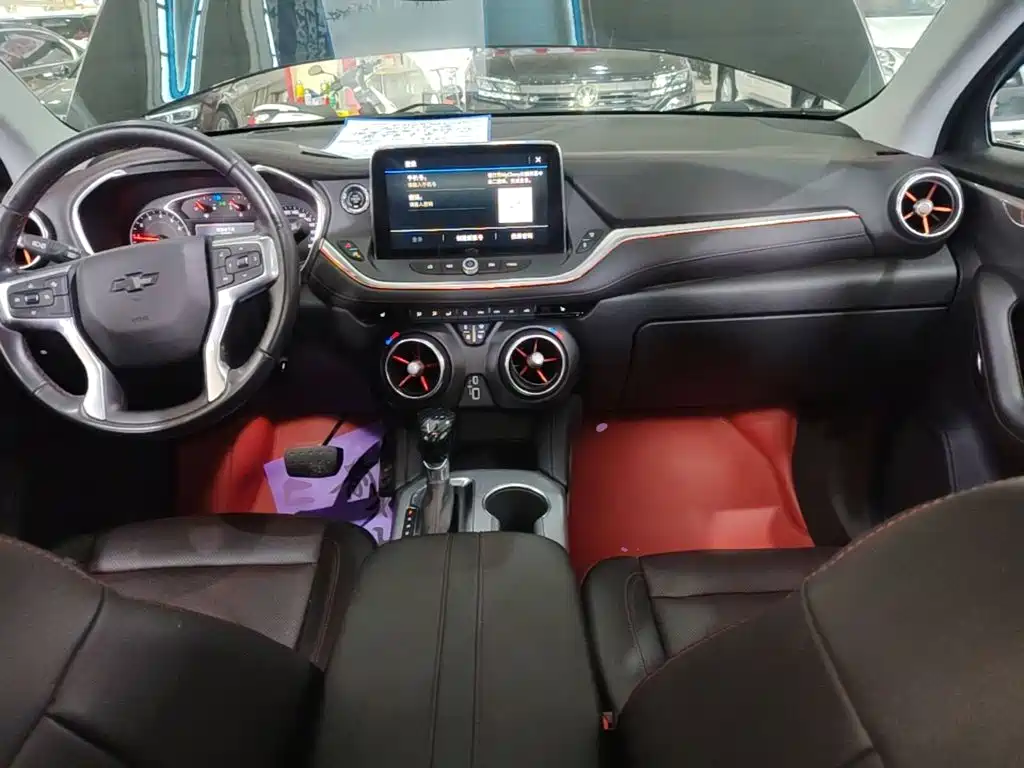 Chevrolet Blazer — миниатюра 10