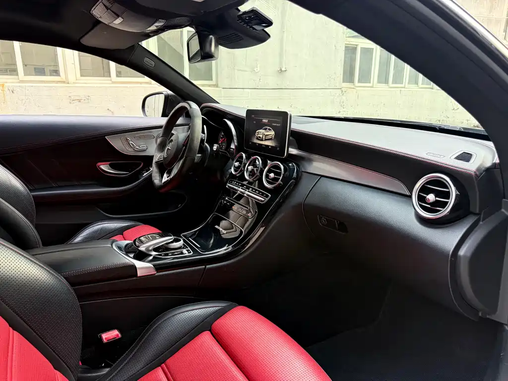 Mercedes-Benz C-Class AMG — миниатюра 13