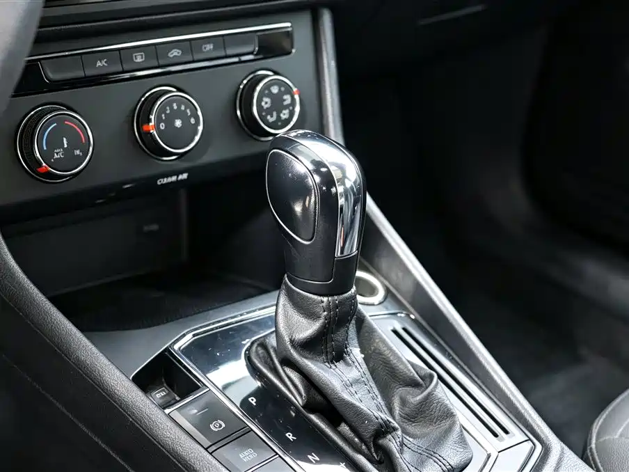 Volkswagen Lavida — миниатюра 12