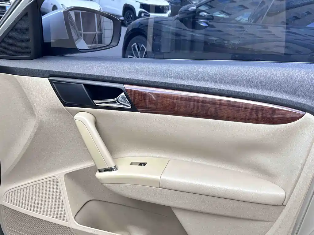 Volkswagen Lavida — миниатюра 12