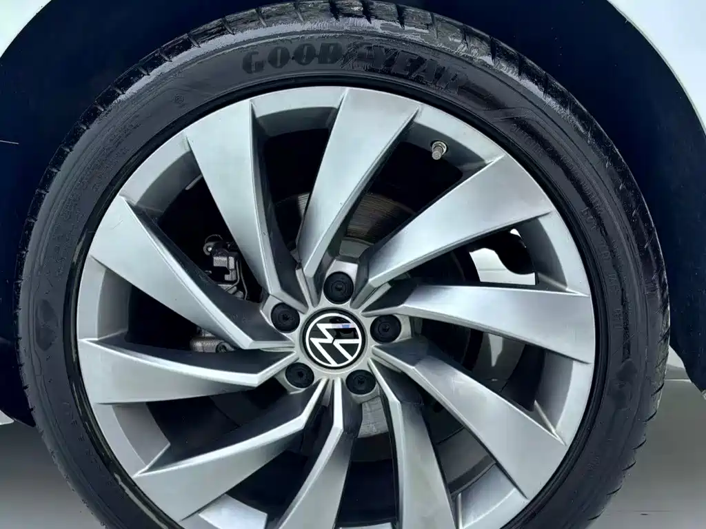 Volkswagen CC — миниатюра 17