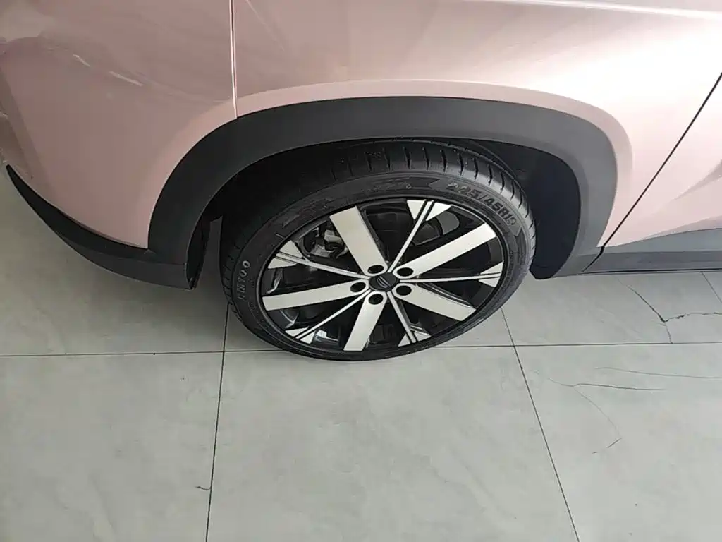 Geely Icon — миниатюра 23
