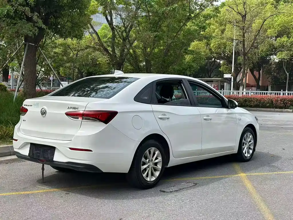 Buick Excelle — миниатюра 3