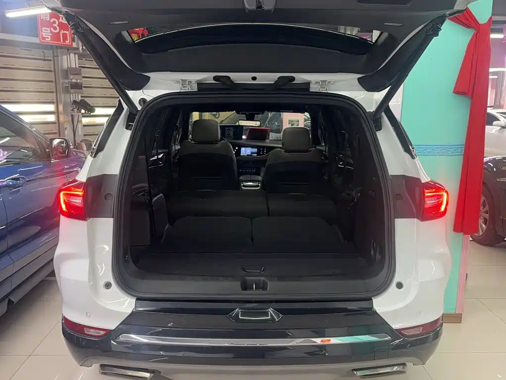Buick Enclave — миниатюра 11