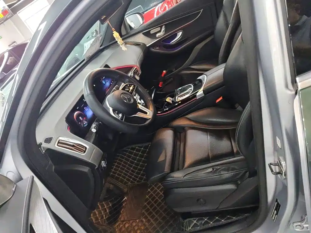 Mercedes-Benz EQC — миниатюра 15