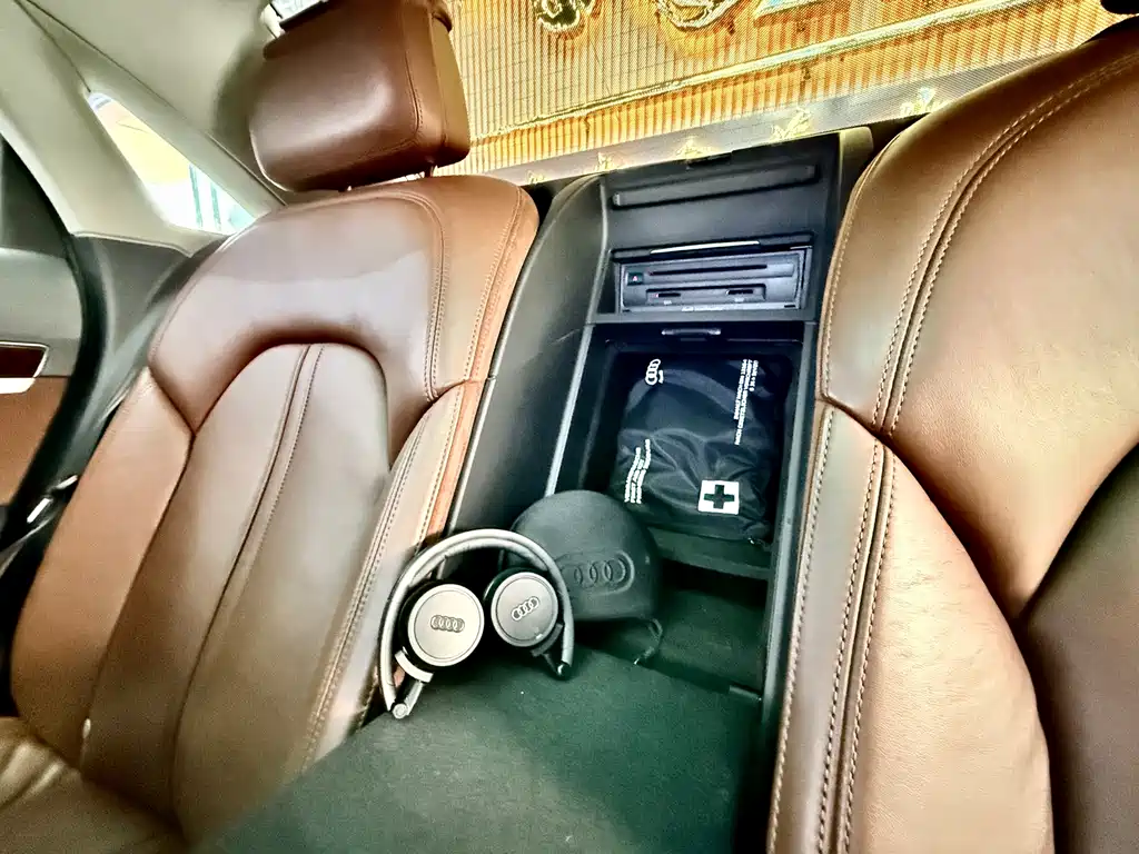Audi A8 — миниатюра 11