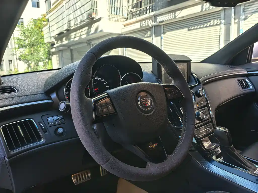 Cadillac CTS — миниатюра 14