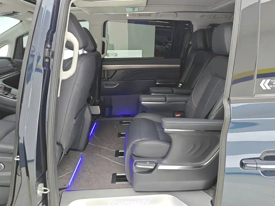 GAC Motor Trumpchi M8 — миниатюра 11