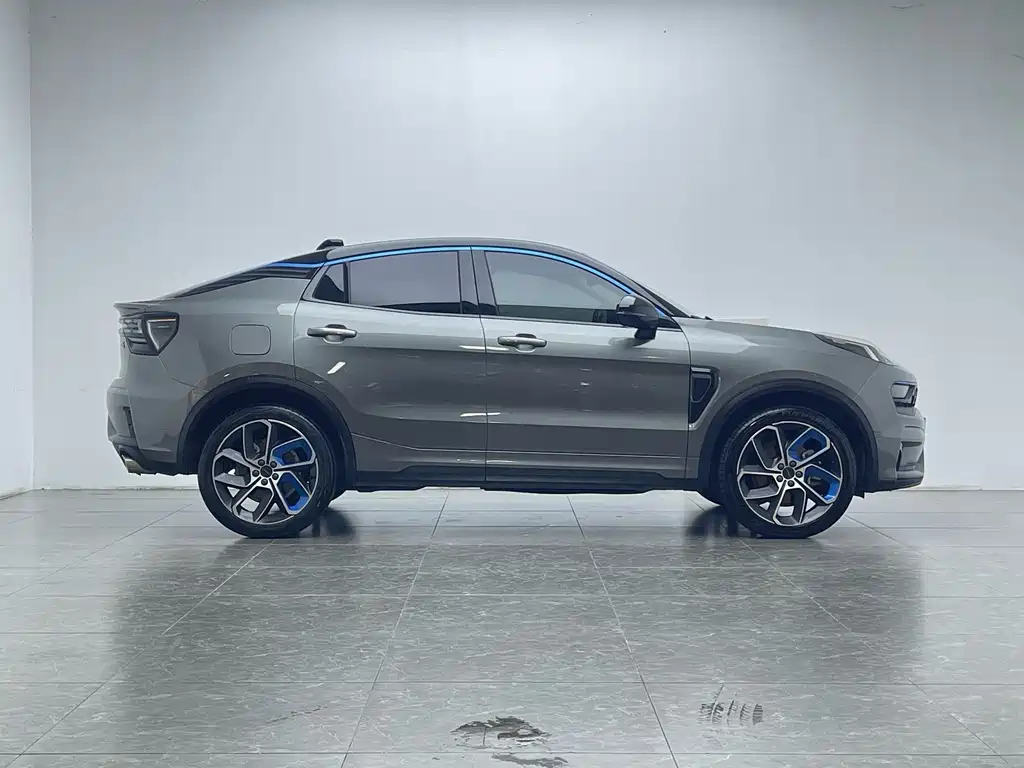 Lynk & Co 05 — миниатюра 9