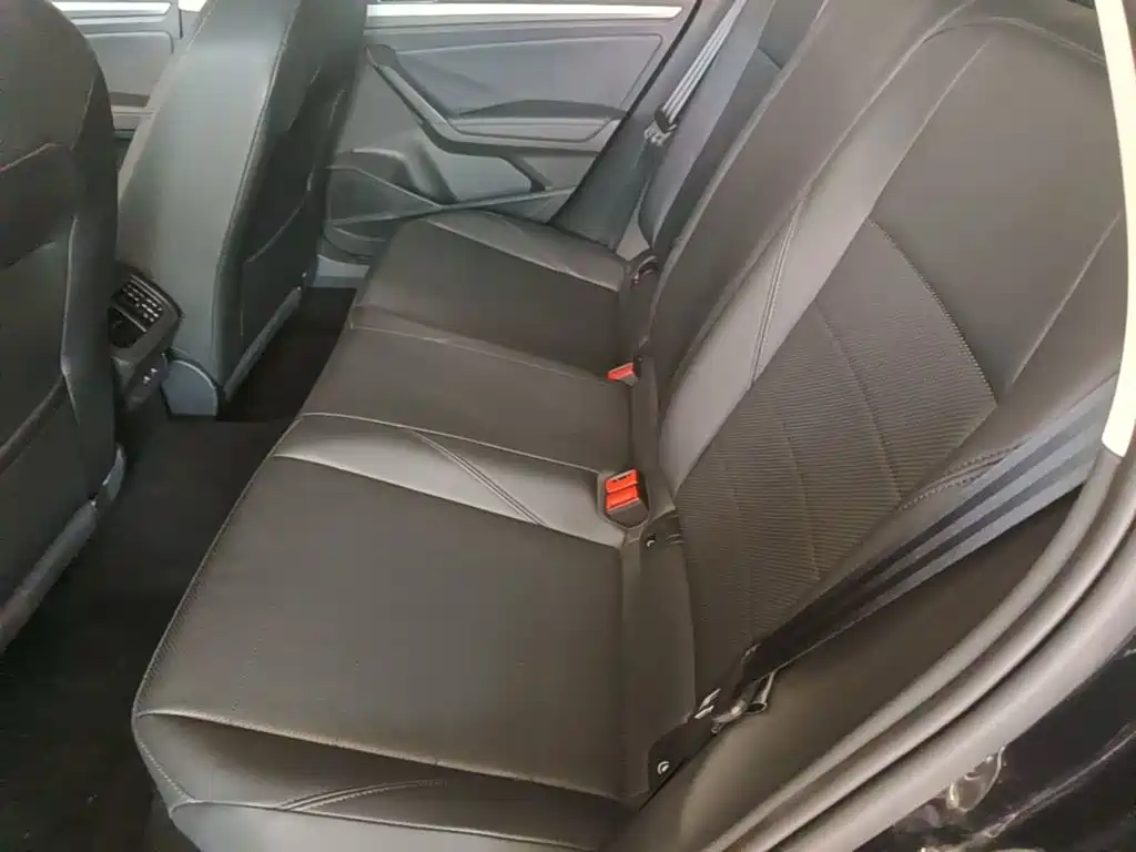 Volkswagen Lavida — миниатюра 17
