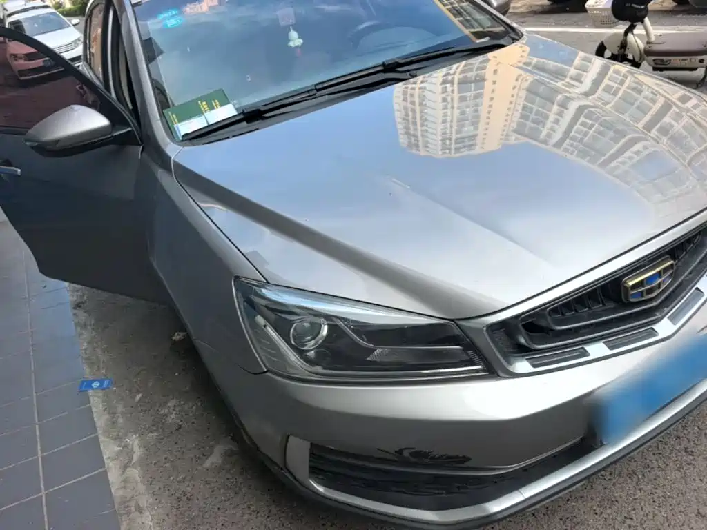 Geely Vision S1 — миниатюра 4