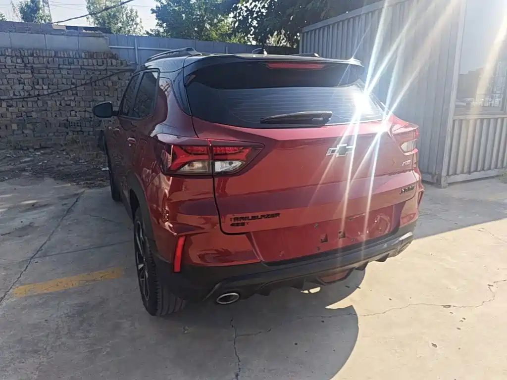 Chevrolet Tracker — миниатюра 5