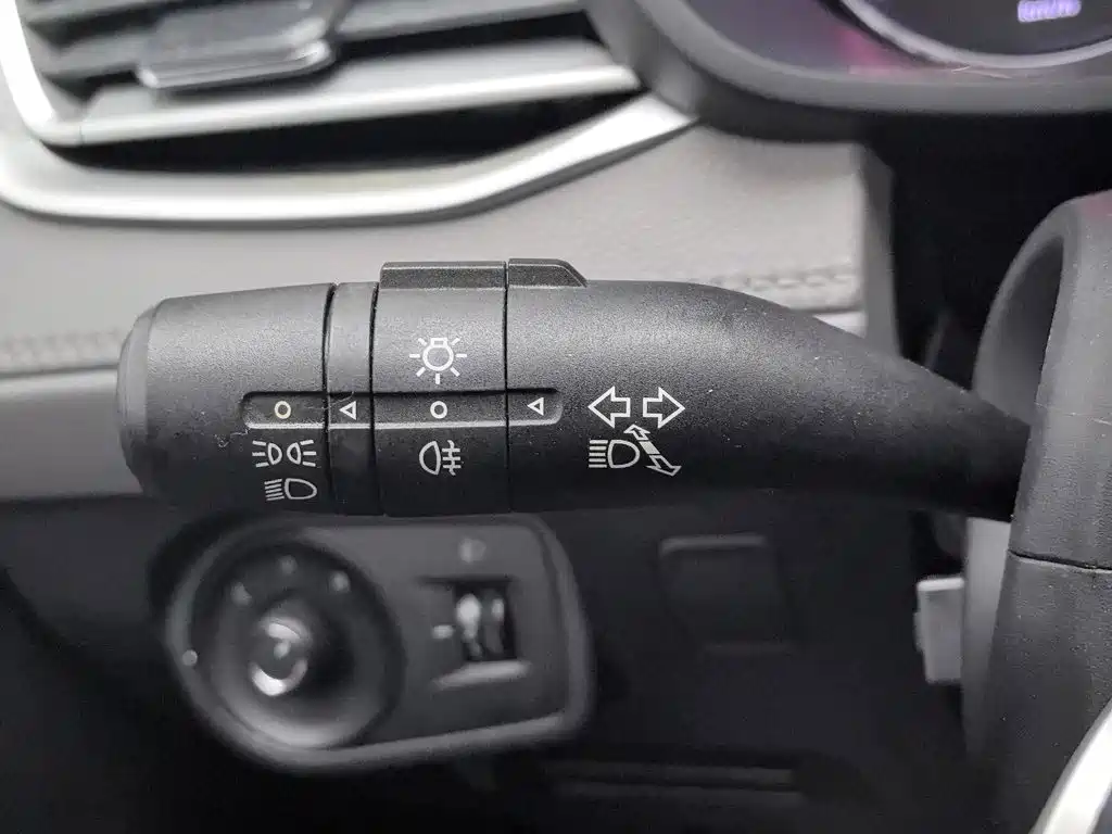 Roewe Ei5 — миниатюра 21