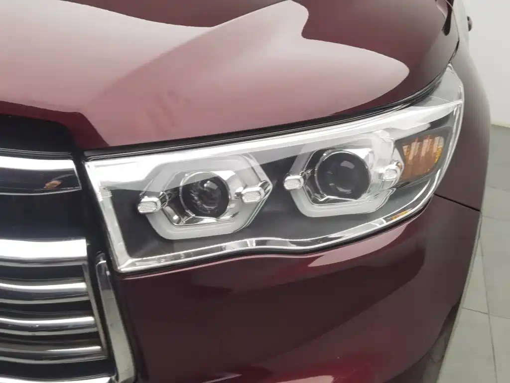 Toyota Highlander — миниатюра 7