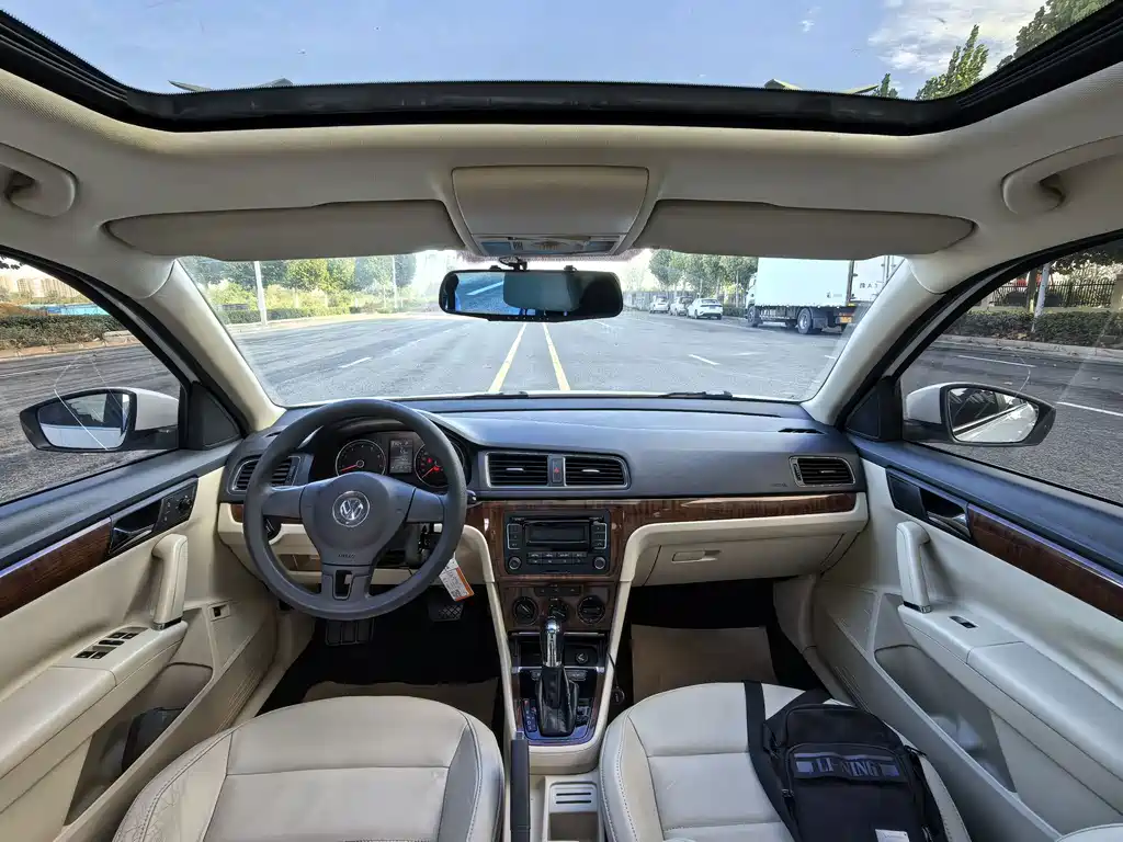 Volkswagen Lavida — миниатюра 13