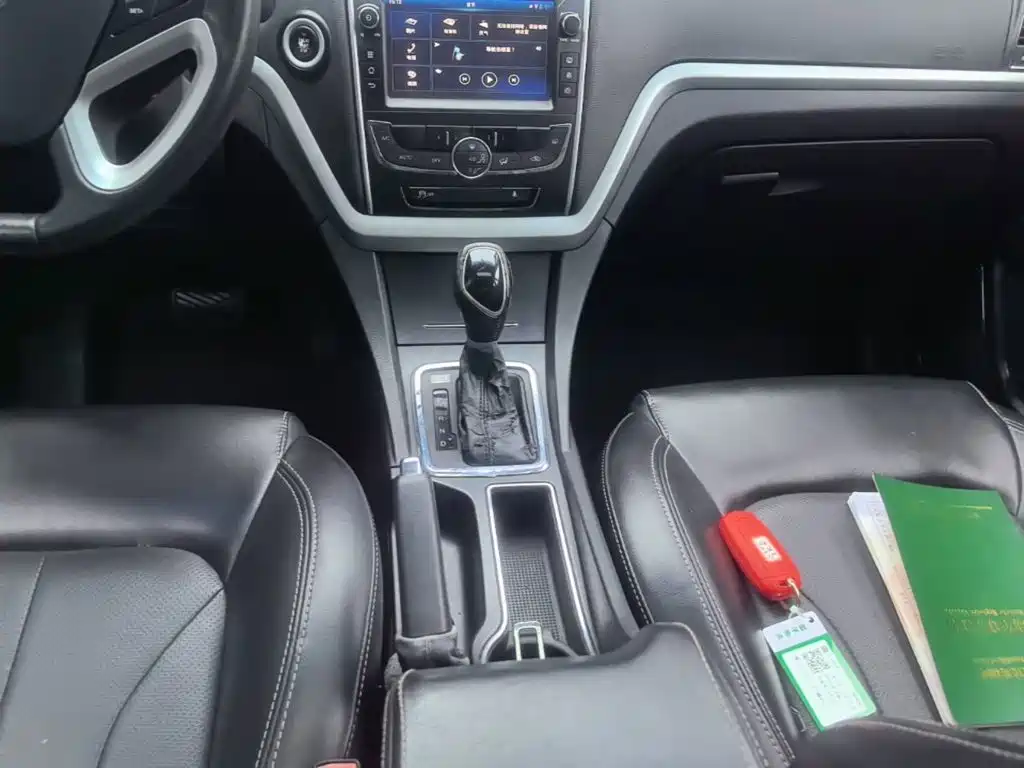 Geely Emgrand — миниатюра 14