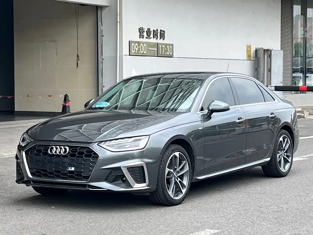 Купить Audi A4L