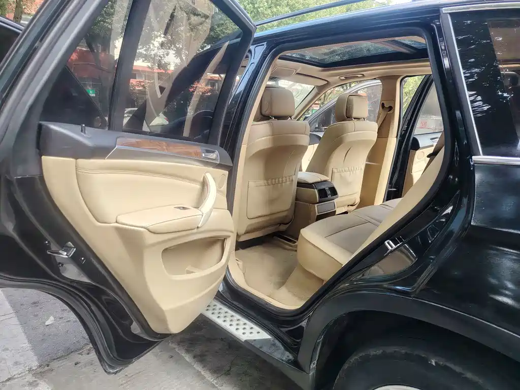 BMW X5 (Import) — миниатюра 7