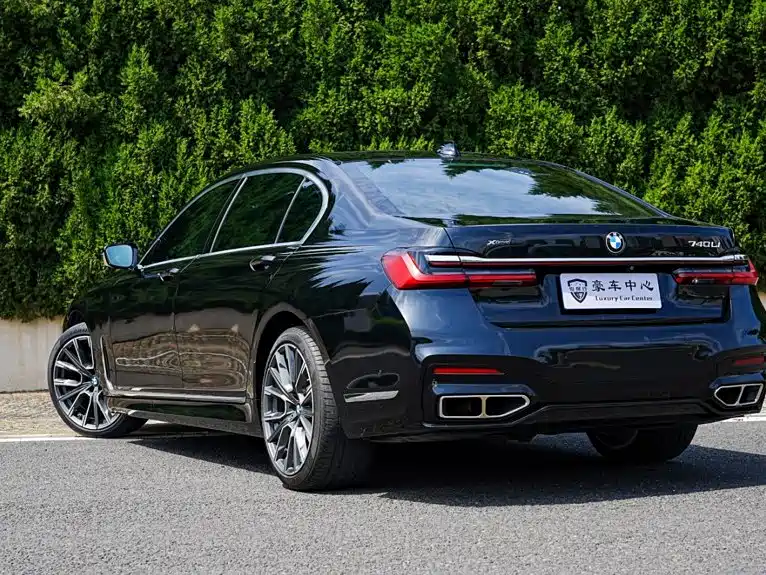 BMW 7 Series 7 2018 740Li xDrive Premium M Sport
