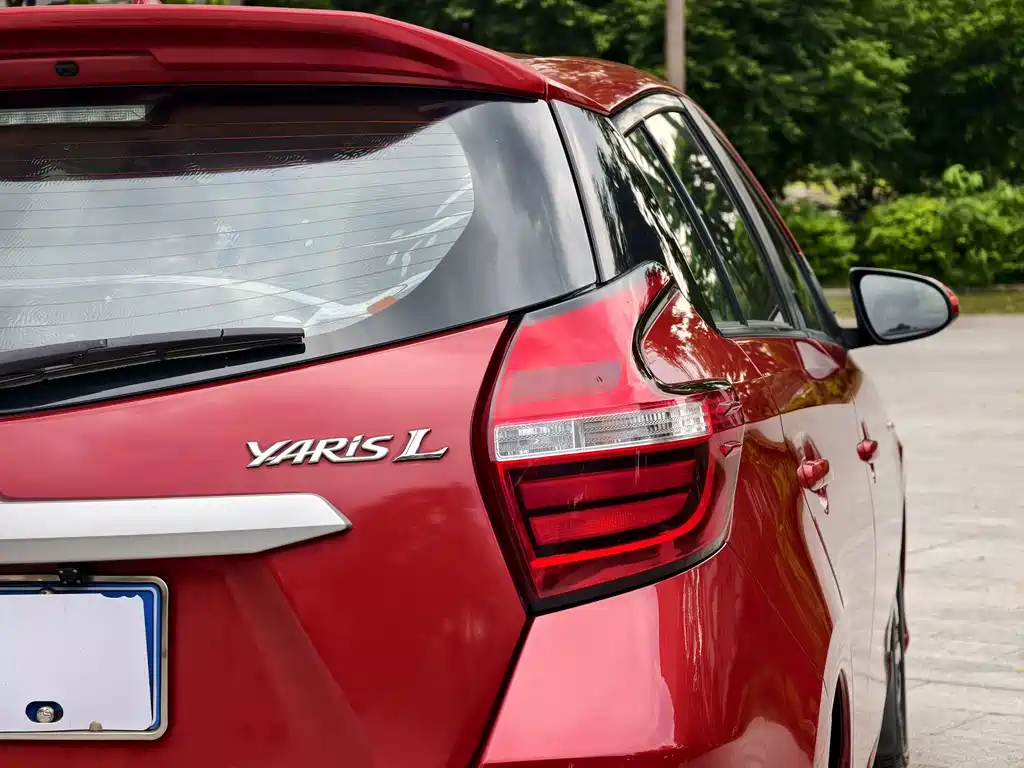 Toyota Yaris L — миниатюра 15