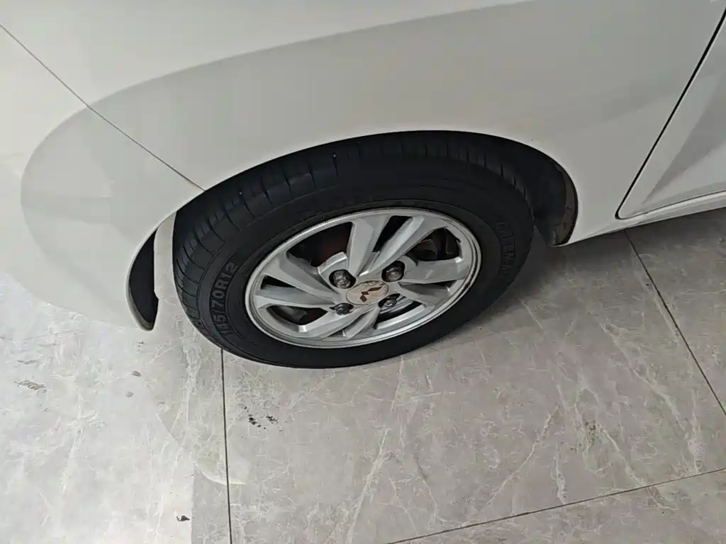 Wuling MINIEV — миниатюра 23