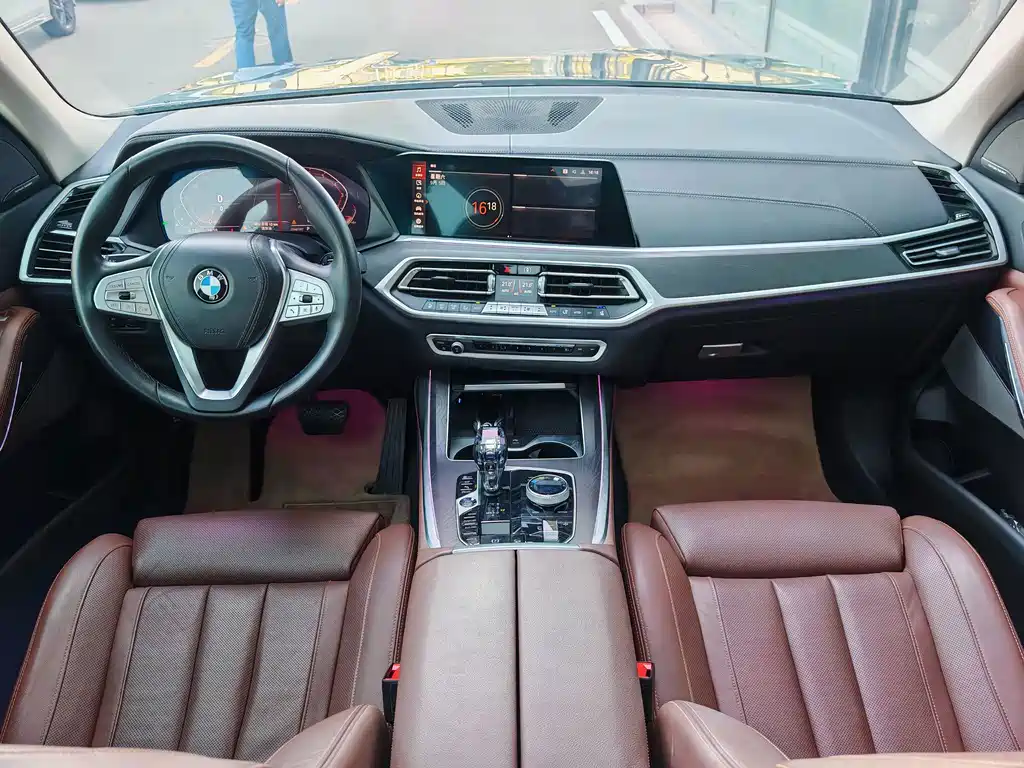 BMW X7 — миниатюра 22