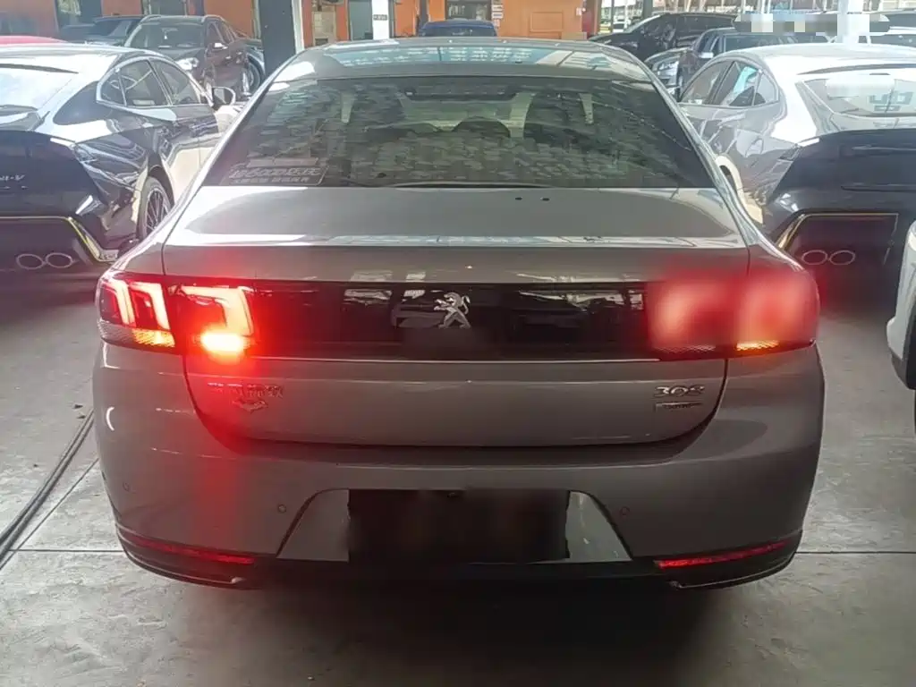 Peugeot 308 — миниатюра 6