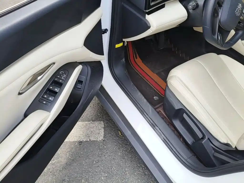 BYD Qin L — миниатюра 16