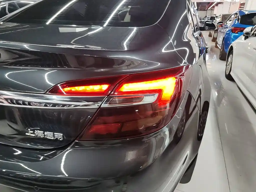 Buick Regal — миниатюра 8