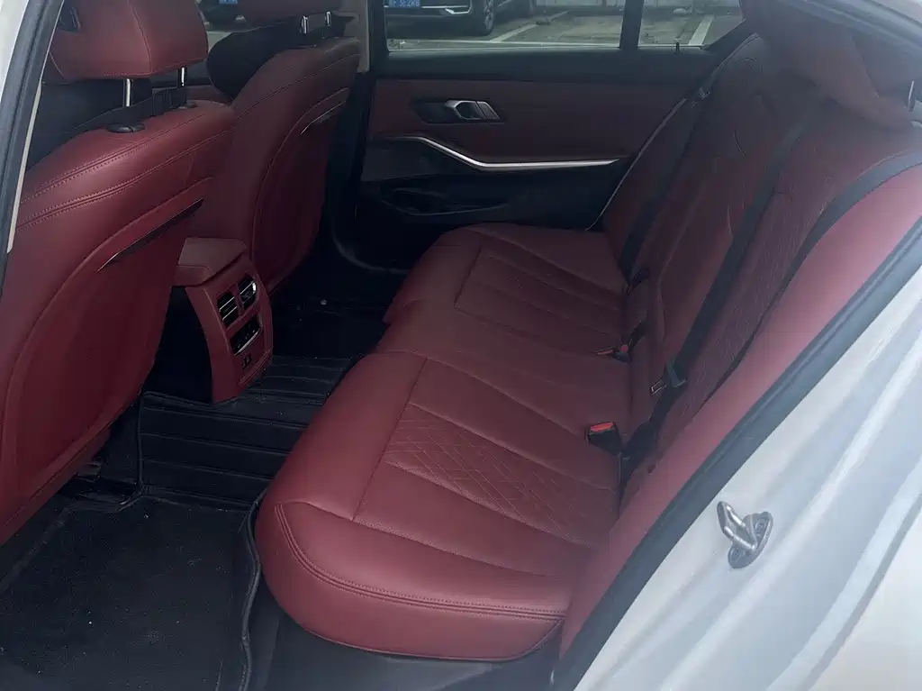 BMW 3 Series — миниатюра 13