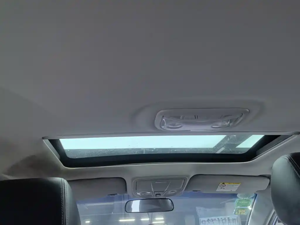 Geely Emgrand — миниатюра 18