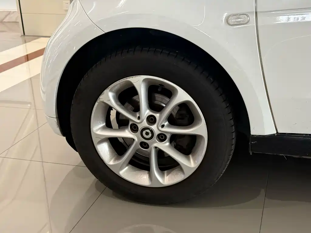 smart Smart Fortwo — миниатюра 7