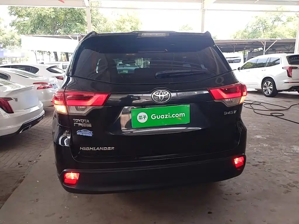Toyota Highlander — миниатюра 6