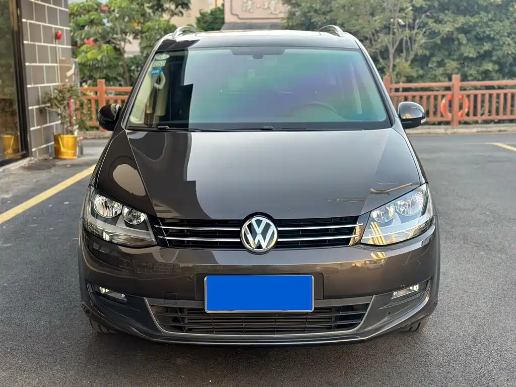 VOLKSWAGEN CHARON