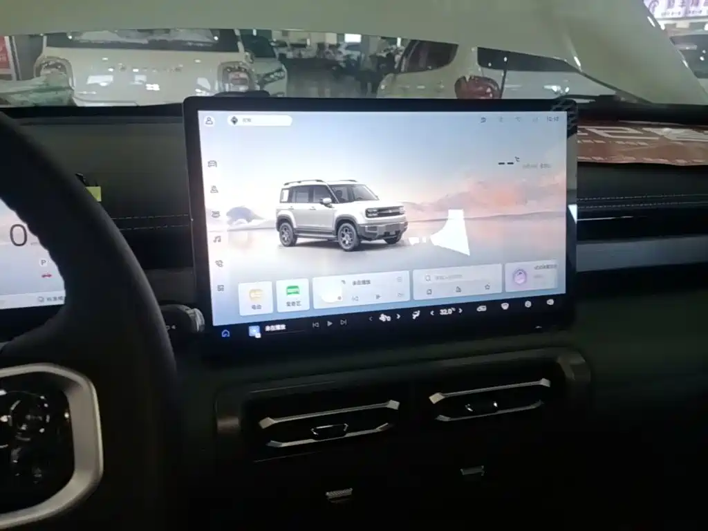 Baojun Yueye Plus — миниатюра 13