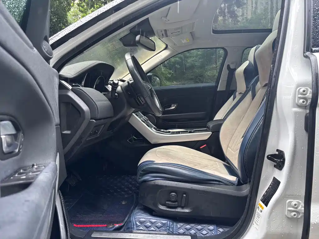 Land Rover Evoque — миниатюра 8