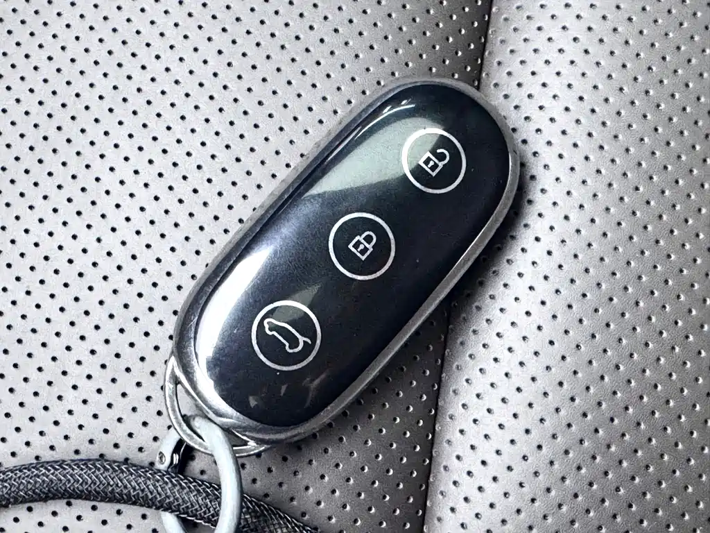 Li Auto Li L8 — миниатюра 15