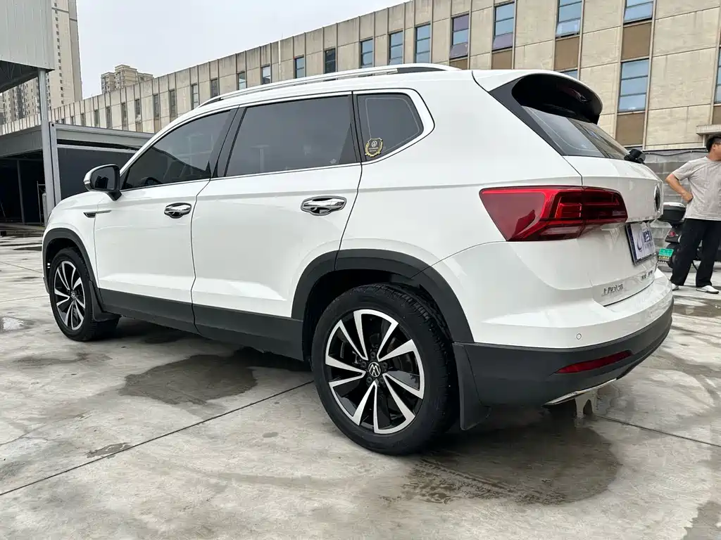 Volkswagen Tharu 2022 280TSI Luxury