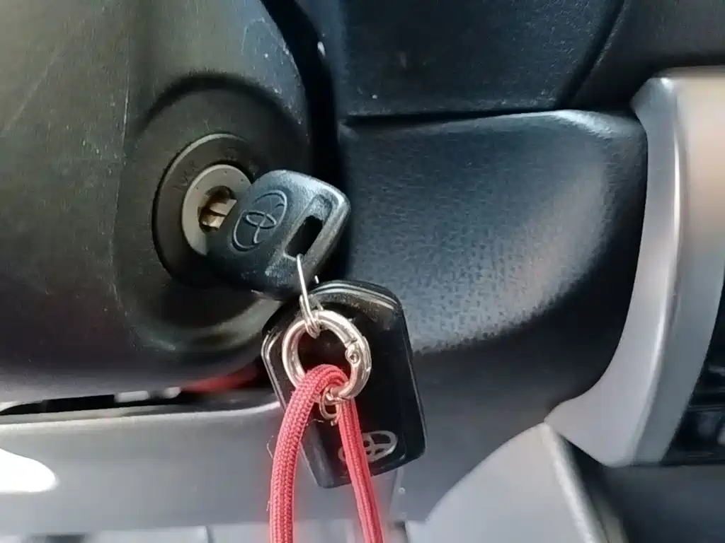 Toyota Yaris L — миниатюра 9