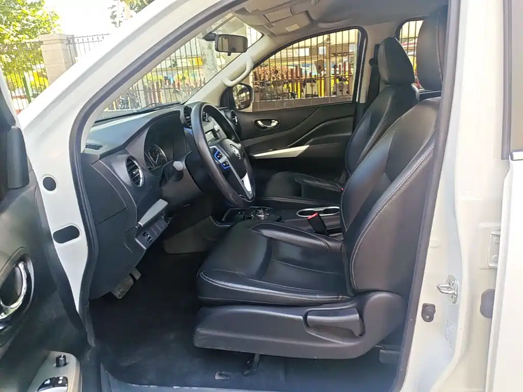 Dongfeng Rich 6 New Energy — миниатюра 12