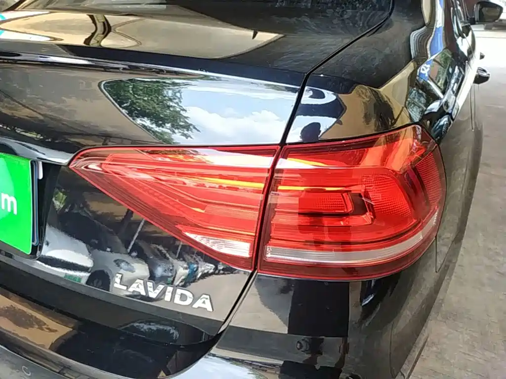 Volkswagen Lavida — миниатюра 8