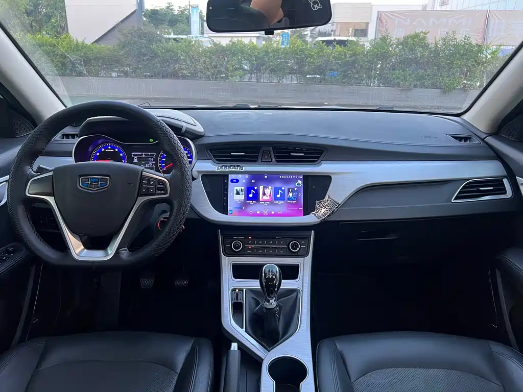Geely Vision — миниатюра 10