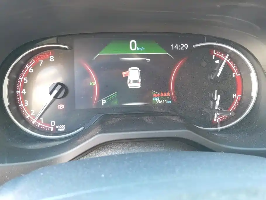 Toyota RAV4 — миниатюра 14
