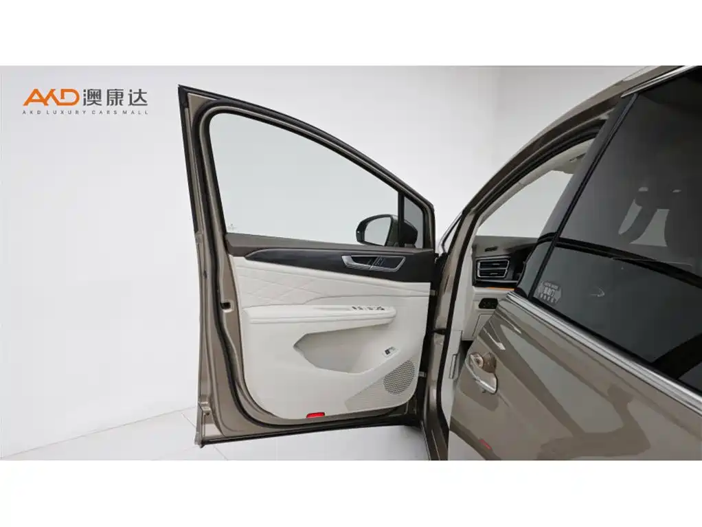 Volkswagen Viloran — миниатюра 11