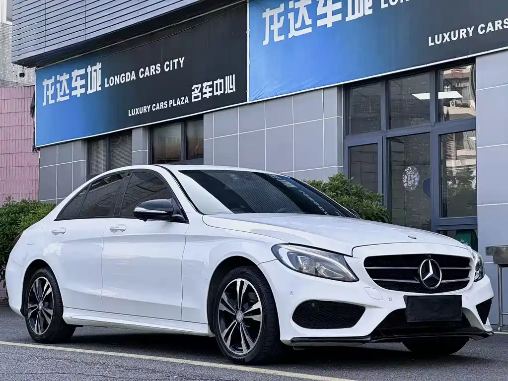 Mercedes-Benz C-Class — миниатюра 2