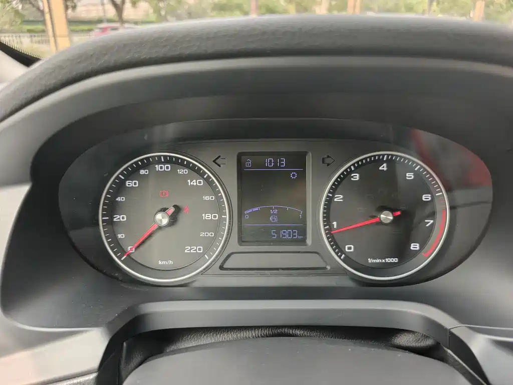 Roewe 360 — миниатюра 15