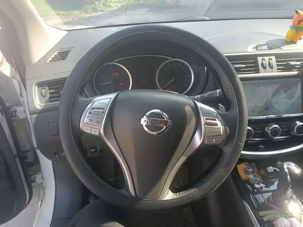 Nissan Tiida — миниатюра 11